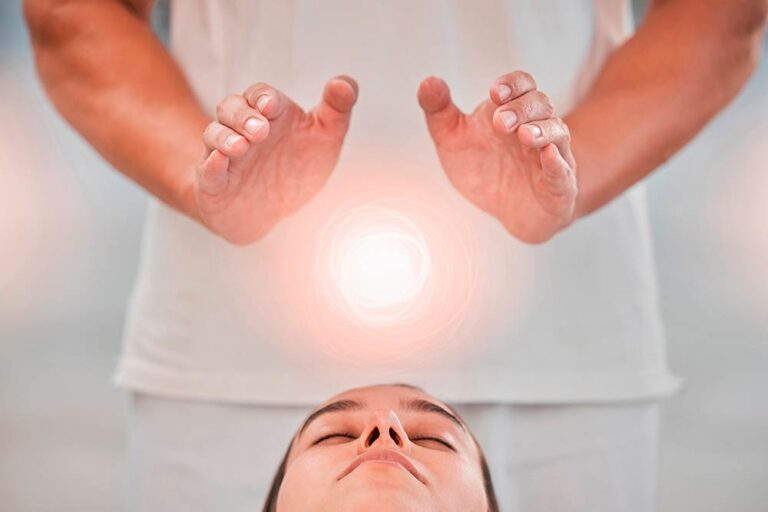 Cómo aumenta la energía el masaje