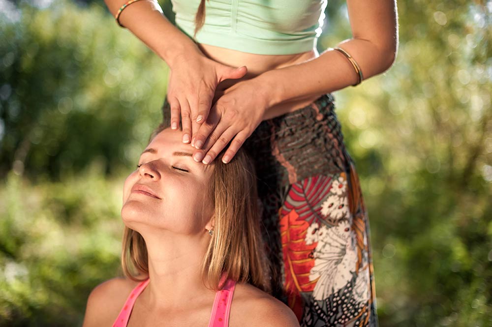 3 datos interesantes sobre el masaje de cabeza indio