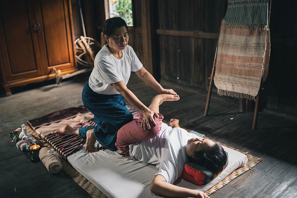 Masaje Tailandés y yoga: ¿Qué tienen en común?