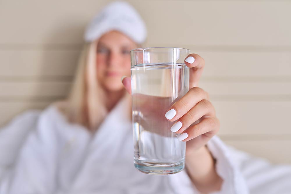 ¿Por qué debemos beber tanta agua después de un masaje?