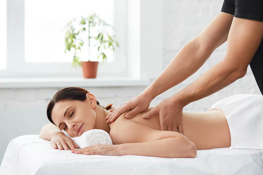 8 sorprendentes beneficios de un masaje de cuerpo completo