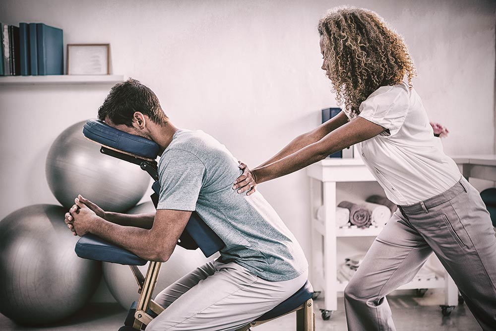Beneficios de combinar sesiones de quiropráctica con masajes
