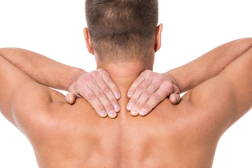 Técnicas caseras para un masaje de hombros