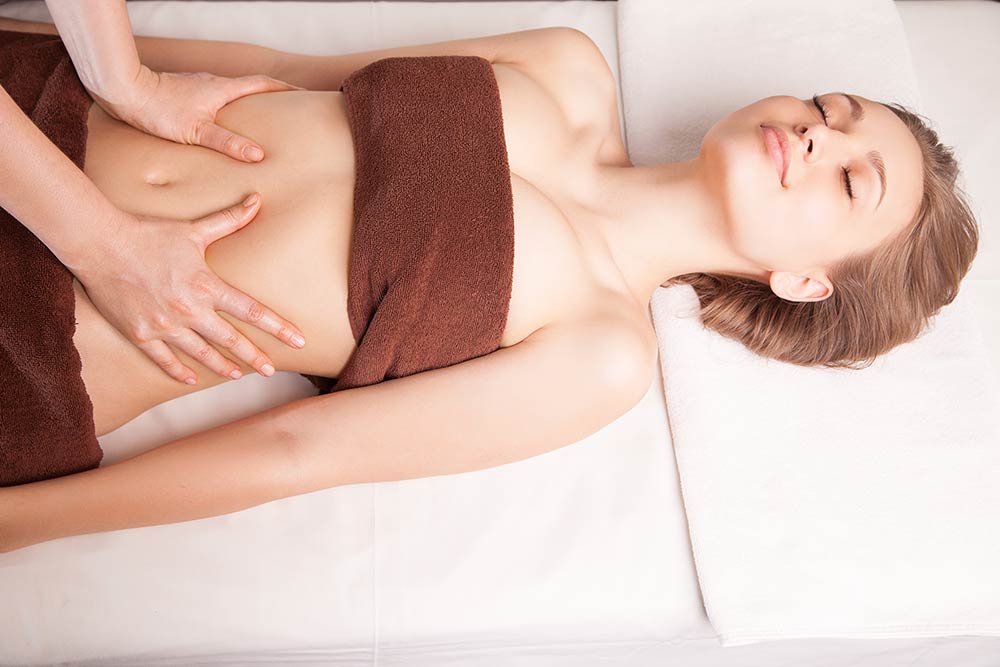 ¿Qué masajes son buenos para el estreñimiento?